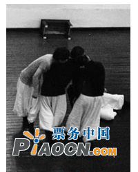 “身体力行”当代舞蹈演出季——当代舞剧《癔》