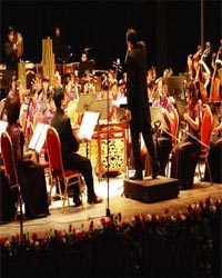 “春华秋实”展演周：国乐神韵——民族器乐协奏曲专场音乐会