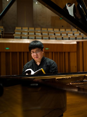 北京音乐厅2017国际古典系列演出季 雨中花园——盛原色彩演绎德彪西钢琴独奏音乐会