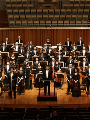 假日音乐会系列之“拉德斯基进行时” “春之声”北京管乐交响乐团音乐会